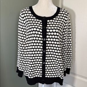 Chico’s Black White Textured Knit Cardigan Sweater Size 2